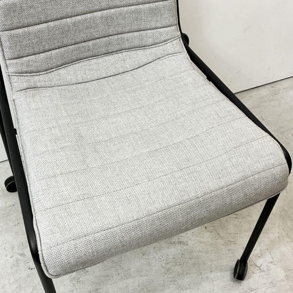 コクヨ KOKUYO オフセットフレームチェア offset frame chair オフィスチェア スタッキングチェア ファブリックシート スカイグレー キャスター 定価 ￥71,200- ●
