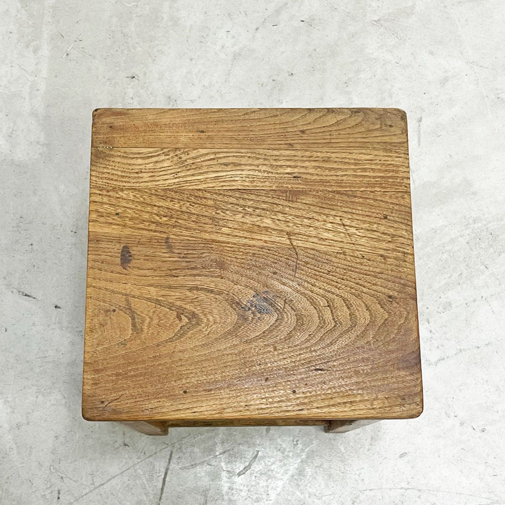ジャパンビンテージ Japan Vintage スツール 図工椅子 角椅子 花台 ディスプレイスタンド 無垢材 木味 古家具 ●