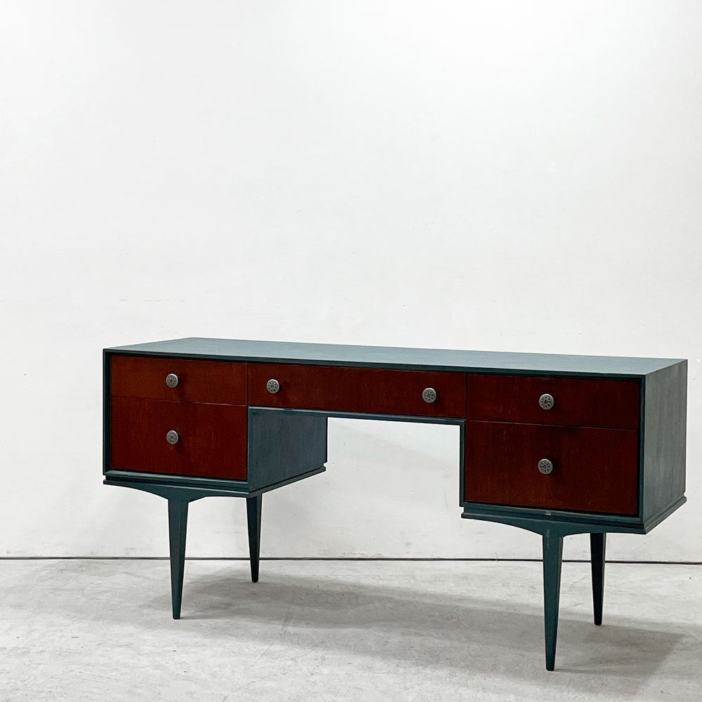 北欧ビンテージ Scandinavian vintage チーク材 ペインテッド 両袖デスク 5ドロワー テーパードレッグ W141cm 北欧家具 ●