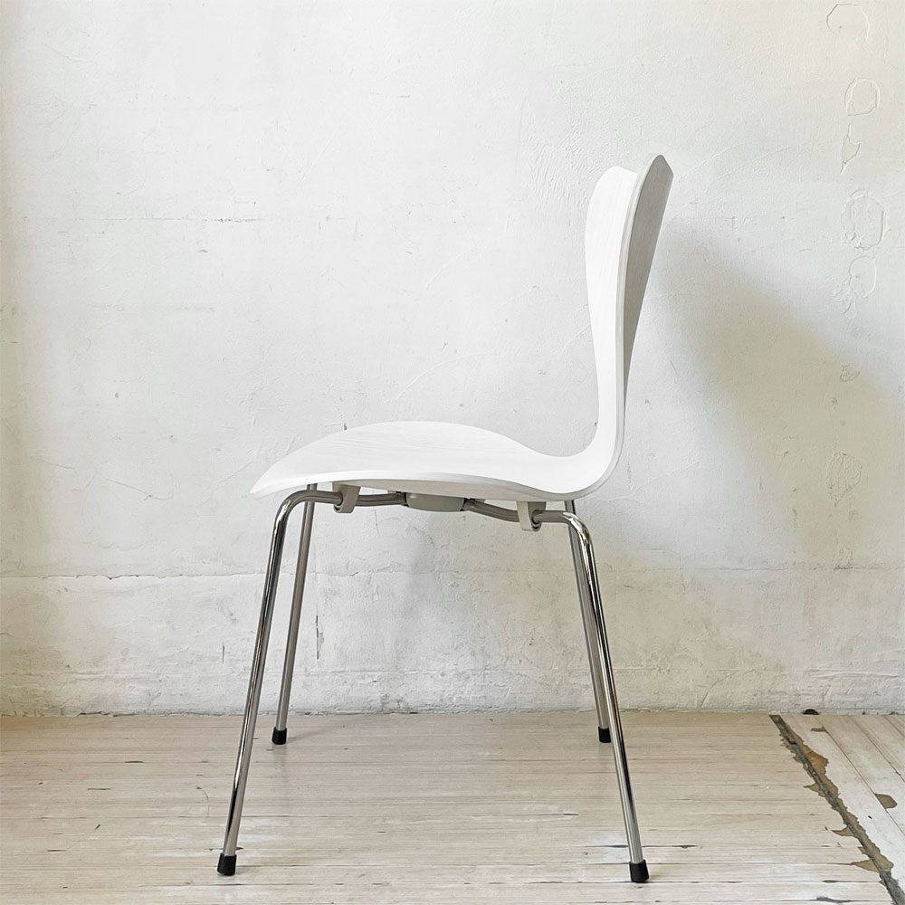 フリッツハンセン Fritz Hansen セブンチェア SEVEN CHAIR カラードアッシュ ホワイト アルネ・ヤコブセン デンマーク 北欧家具 ★