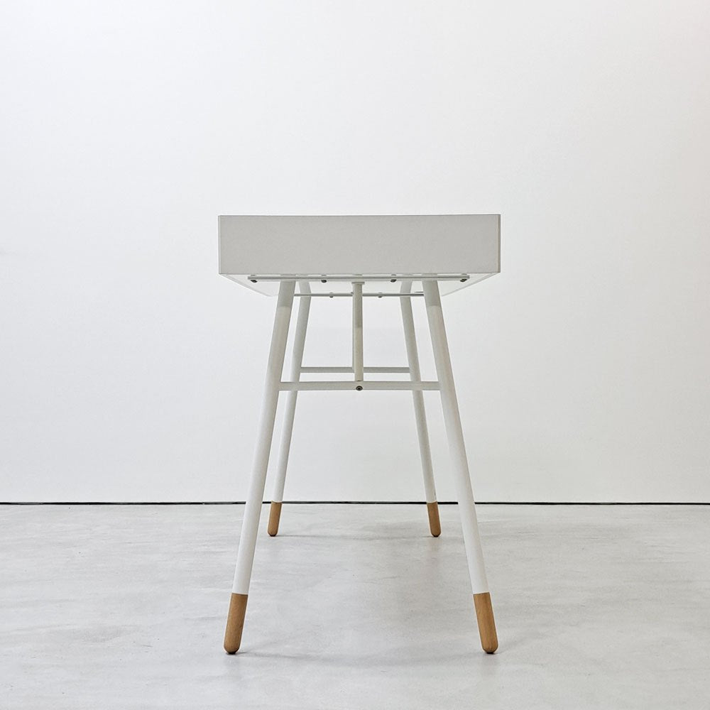 ボーコンセプト Boconcept クパチーノ デスク Cupertino Desk 書斎 学習机 デザイナーデスク オーク材 リバーシブル天板 北欧 デンマーク 定価134,900円 ●