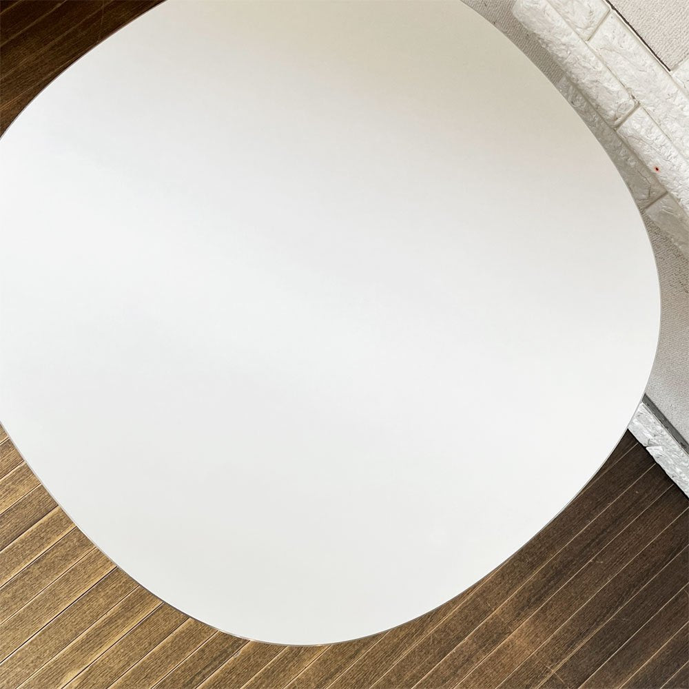 フリッツハンセン Fritz Hansen スーパー円テーブル Aテーブル SUPERCIRCULAR Table  A602 カフェテーブル W75cm ホワイトメラミン ピート・ハイン アルネ・ヤコブセン 定価￥261,800- ◎