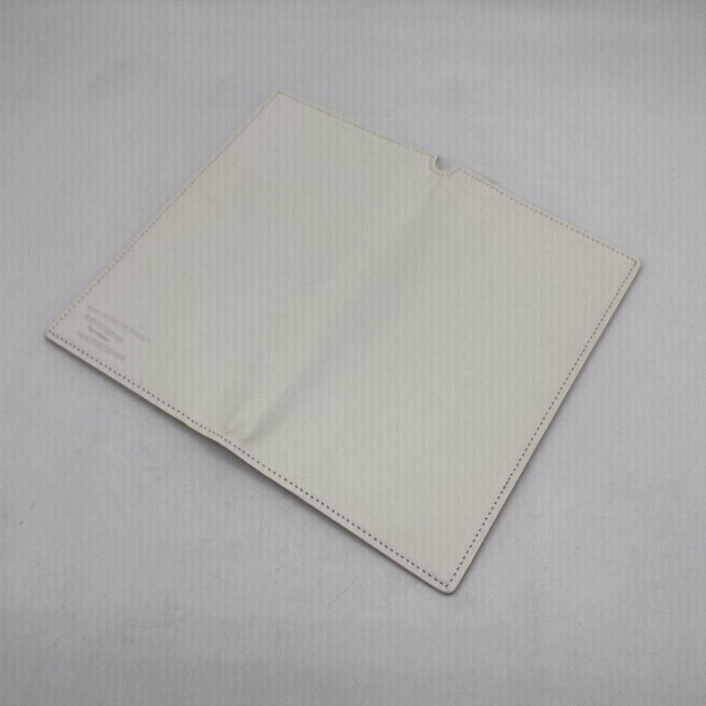ほぼ日 x B JIRUSHI YOSHIDA PORTER WEEKS パスポートカバー PASSPORT COVER ホワイト 未使用品 ●
