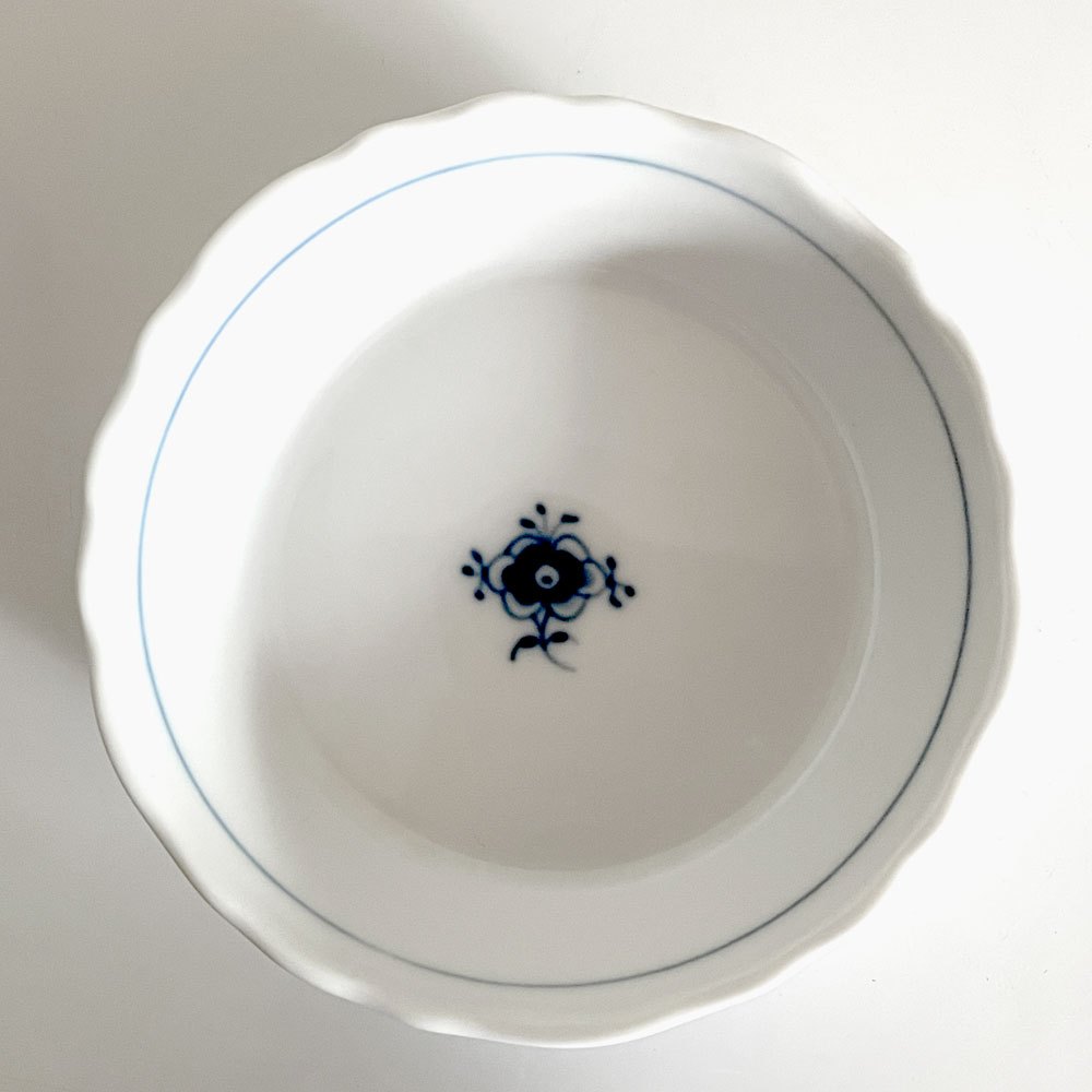 ロイヤルコペンハーゲン ROYAL COPENHAGEN ブルーフルーテッド Blue Fluted ジャパニーズ Japanese ラウンドディッシュ 平皿 丸皿 φ11cm デンマーク製 北欧 廃番 B ■