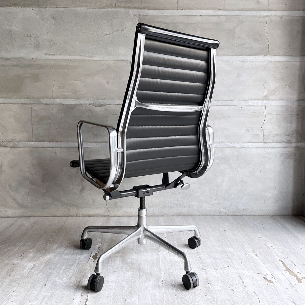 ハーマンミラー Herman Miller アルミナムグループ エグゼクティブチェア ハイバック レザーシート 本革 ブラック 5本脚 C&Rイームズ ミッドセンチュリー ♪