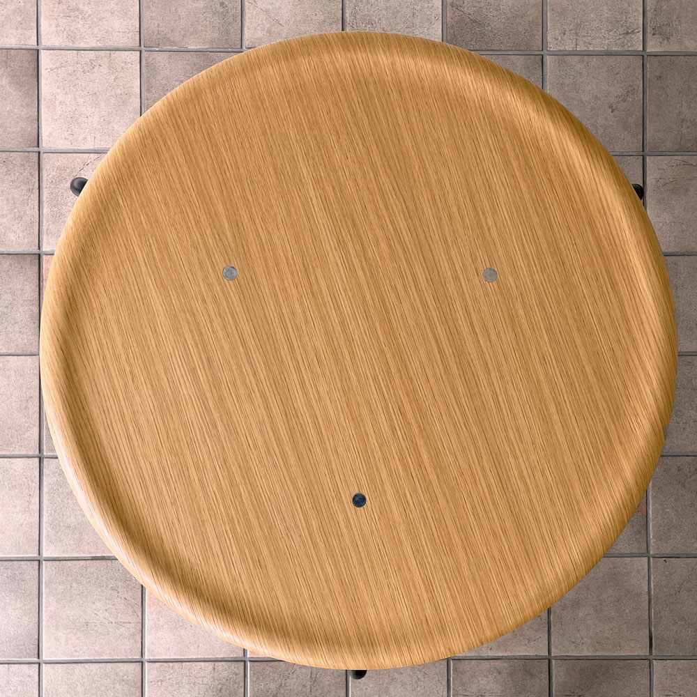 エンゲルブレヒト Engelbrechts ケヴィ KEVI 2010 ダイニングテーブル オーク材 プライウッド カフェテーブル 70cm 3本脚 ヨルゲン・ラスムッセン デンマーク 未使用品 ◇