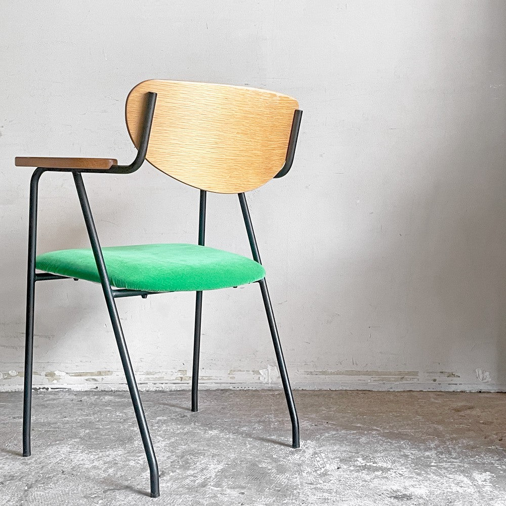 イデー IDEE ジャンゴ DJANGO ARM CHAIR アームチェア ダイニングチェア ファブリック座面 オーク材 スチールフレーム ■