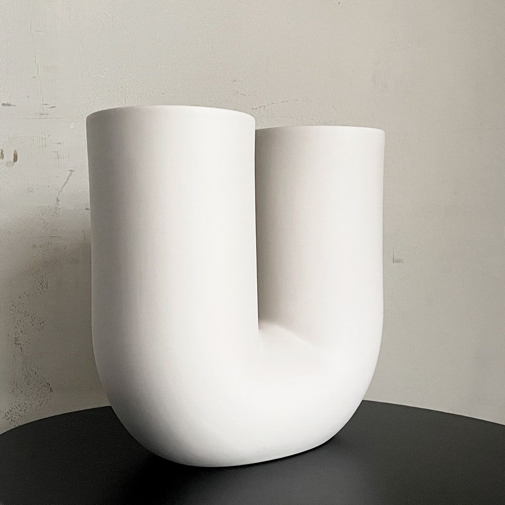 ムート Muuto キンクベース KINK VASE フラワーベース 花瓶 サンド 北欧 デンマーク アーネストスタジオ 箱付き 美品 ■