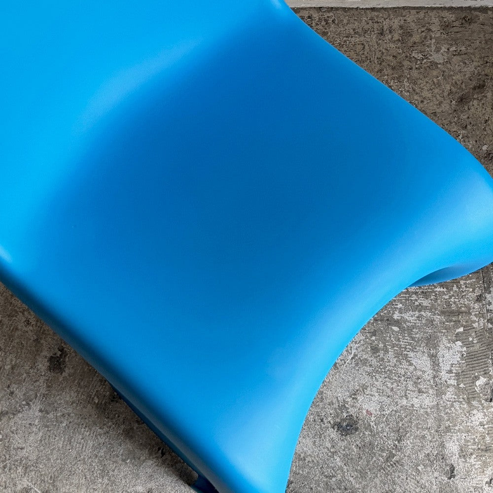 ヴィトラ vitra パントンチェア ダイニングチェア スタッキング グレイシャーブルー ヴェルナー・パントン Panton ミッドセンチュリー スペースエイジ 定価￥58,300- ■