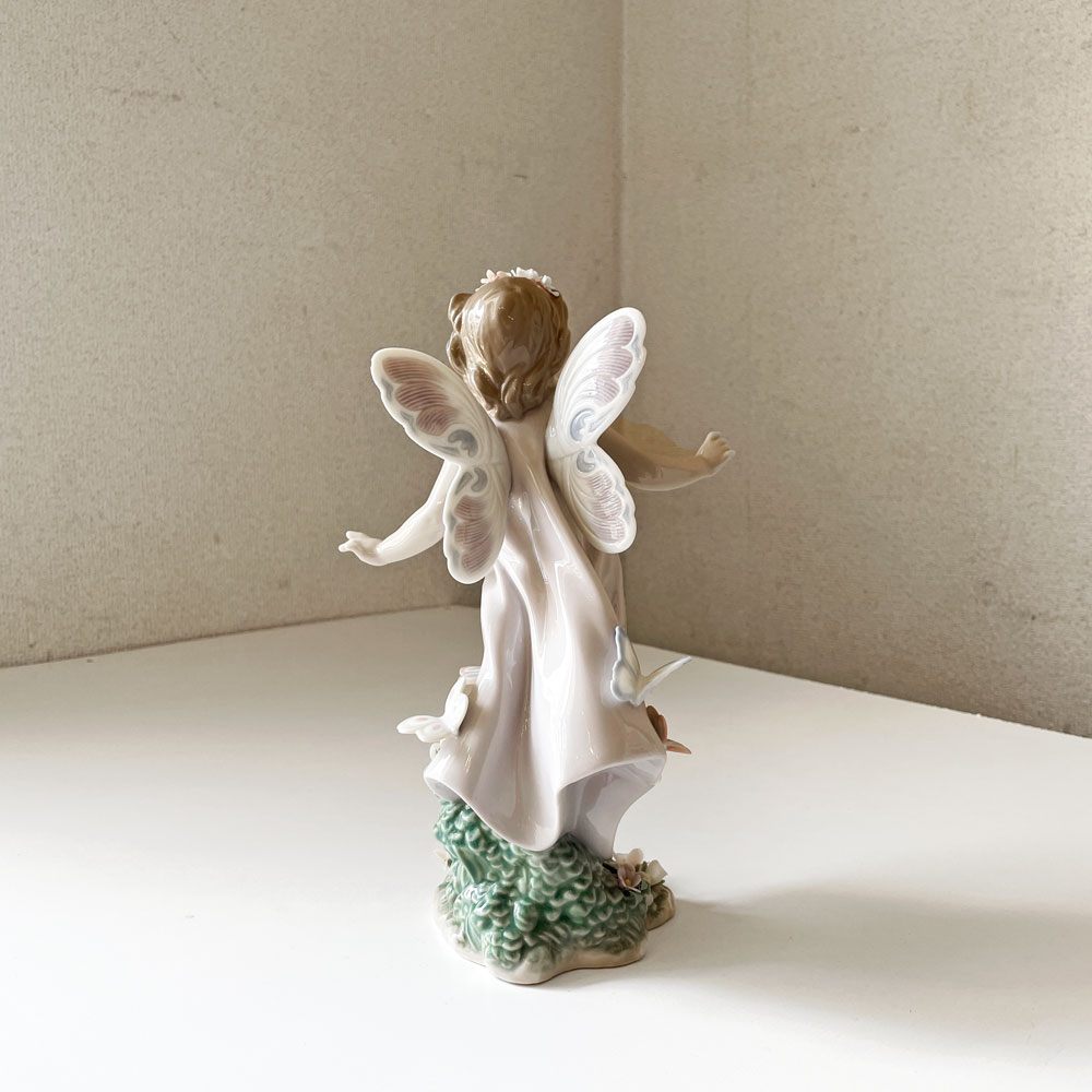 リヤドロ LLADRO 蝶の妖精 BUTTERFLY WINGS フィギュリン 陶器人形 ポーセリンアート 置物 箱付 スペイン 定価￥149,600- ◎