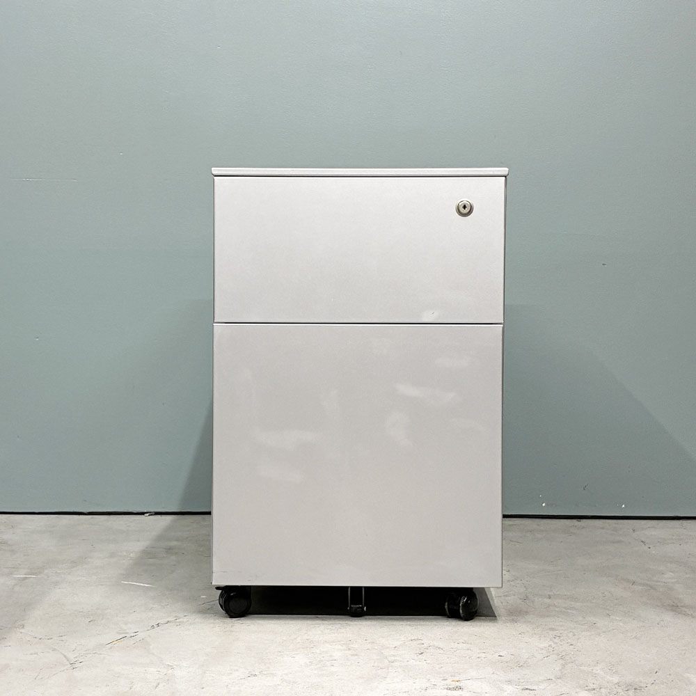 カッシーナ Cassina ixc. AFドロワー AF DRAWER デスクキャビネット ワゴン 鍵付属 キャスターロック機能付き イタリア B ◎