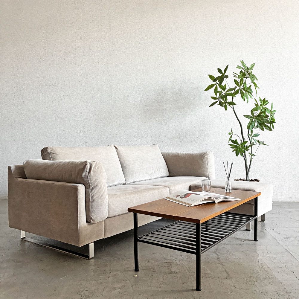 ボーコンセプト BoConcept I.D.V.2 2.5人掛けソファ＆オットマン W210cm ファブリック ホワイト系 スチール脚 デンマーク 〓