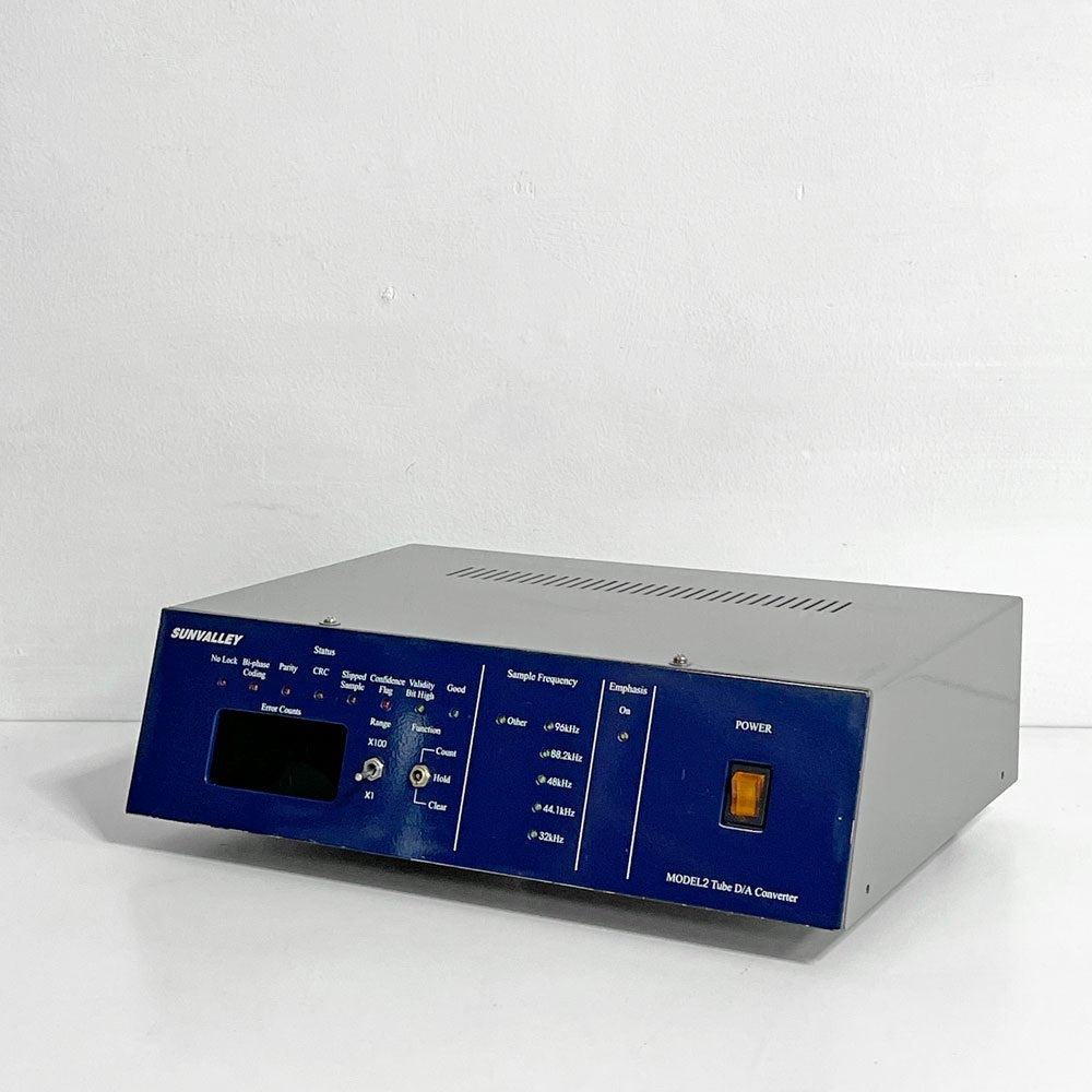 サンバレー SUNVALLEY MODEL 2 真空管式 D/Aコンバーター インシュレーター付き 現状品 ●