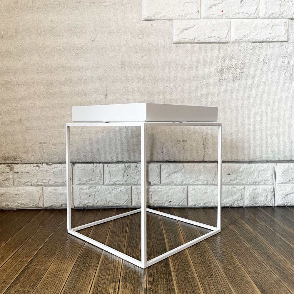 ヘイ HAY トレイテーブル Tray Table S サイドテーブル ホワイト スクエア W30cm デンマーク 北欧家具 定価￥38,500- ◎