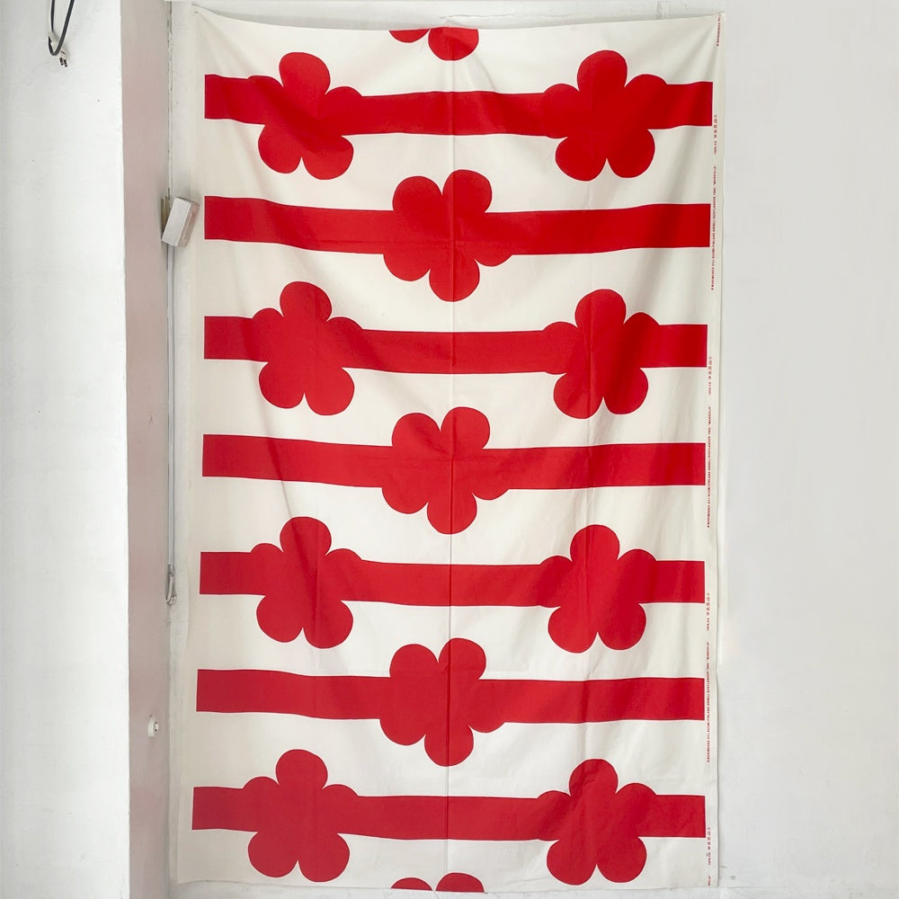 マリメッコ marimekko マンゴリア MANGOLIA 生地 ファブリック 232x142cm レッド アンネリ・クヴェフランデル Annli Qveflander ビンテージファブリック ★