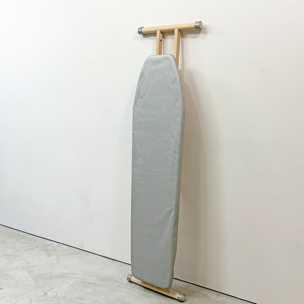 サイドバイサイド SIDE BY SIDE アイロン台 Ironing Board Au Pair アッシュ材 折り畳み 替えカバー付き ドイツ scope取扱い ●