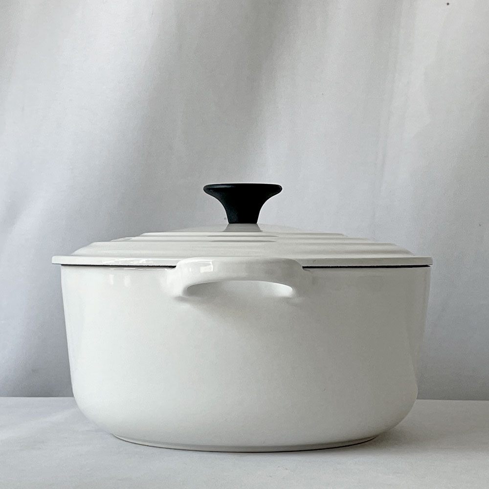 ルクルーゼ LE CREUSET ココットロンド 両手鍋 20cm ホワイト 鋳鉄 ホーロー 琺瑯 フランス ◇