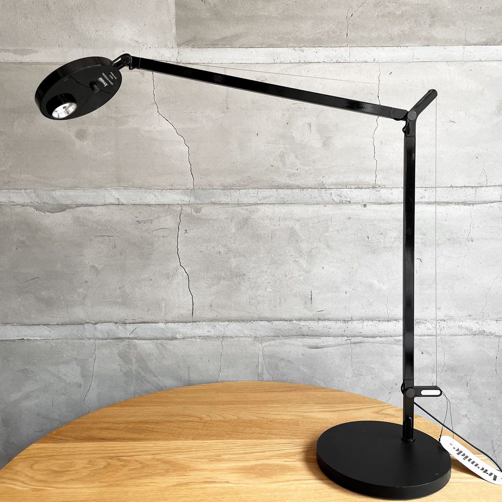 アルテミデ Artemide デメトラ プロフェッショナル Demetra Professional Table テーブルライト デスクライト 無段階調光機能 深澤直人 展示品 箱付♪
