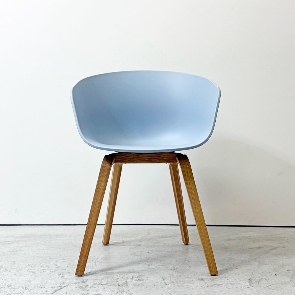 ヘイ HAY アバウト ア チェア ABOUT A CHAIR AAC22 アームチェア ダイニングチェア スレートブルー ヒー・ウェリング 北欧モダン デンマーク 定価￥59,400- ●