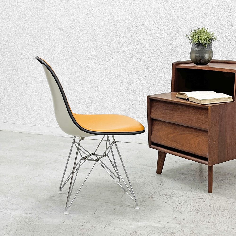 ハーマンミラー Herman Miller サイドシェルチェア セカンド 2nd FRP ナウガレザー エッフェルベース イームズ ビンテージ 〓
