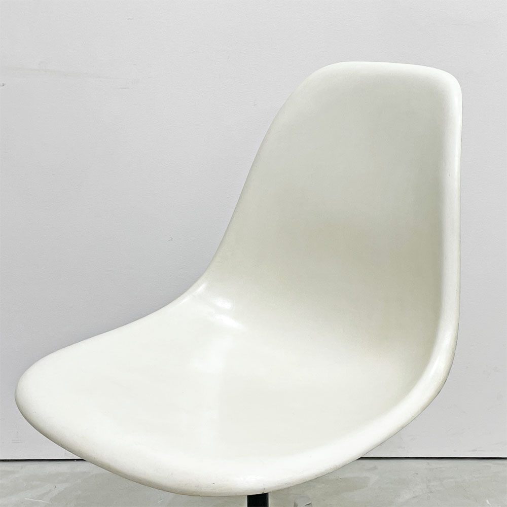 ハーマンミラー Herman Miller サイドシェルチェア セカンド 2nd FRP パーチメントカラー キャスターベース イームズ ビンテージ ●