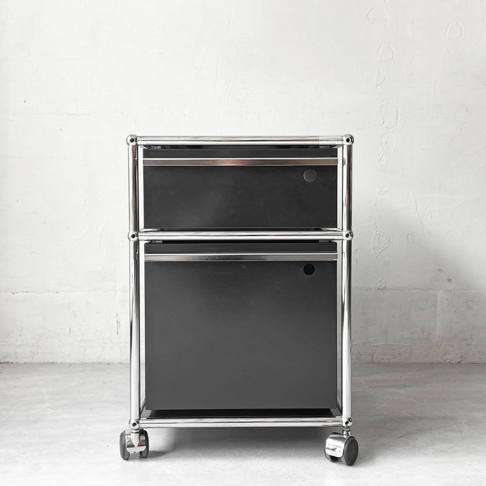 USMハラー USM Haller モジュラーファニチャー ロールボーイ デスクワゴン 2ドロワー グラファイトブラック キャスター トレイ付き 定価￥212,456- ★