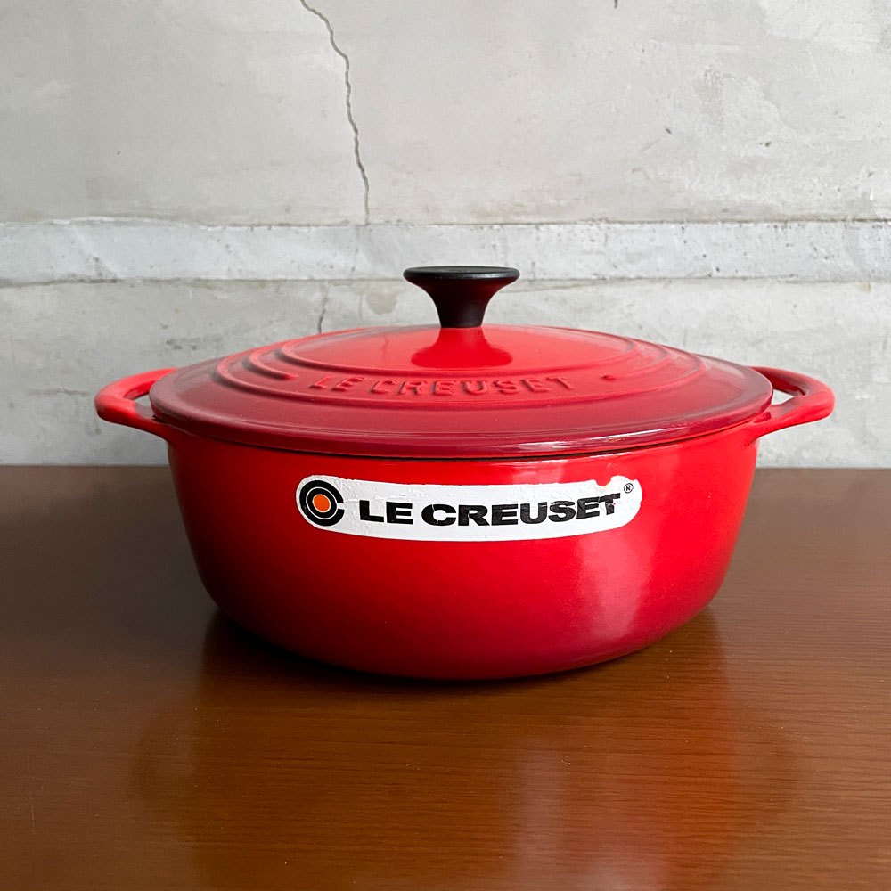 ル・クルーゼ LE CREUSET シグニチャー ココット ロンド チェリーレッド 22cm 両手鍋 鋳物 フランス 定価￥45,100- ♪