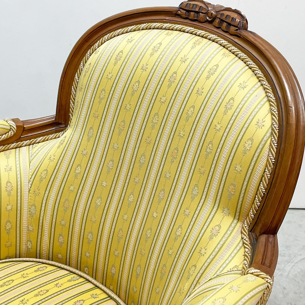 クラシカルデザイン Classical Design  1人掛けソファ ファブリック フルーディング彫り ヨーロピアンクラシカルデザイン B ●