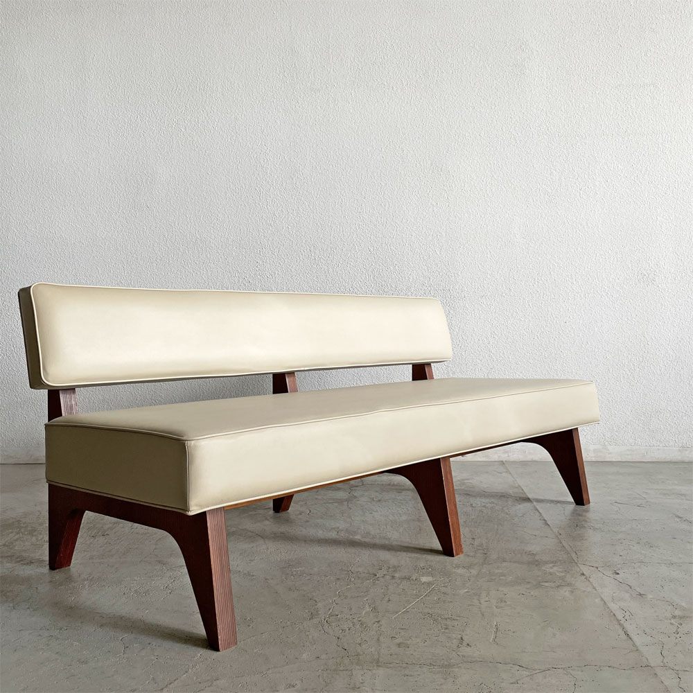 イデー IDEE ソリッドベンチ SOLID BENCH 2人掛けソファ 長椅子 W150cm ビニールレザー クリーム系 アッシュ材フレーム 受注生産品 定価￥199,900-以上 〓