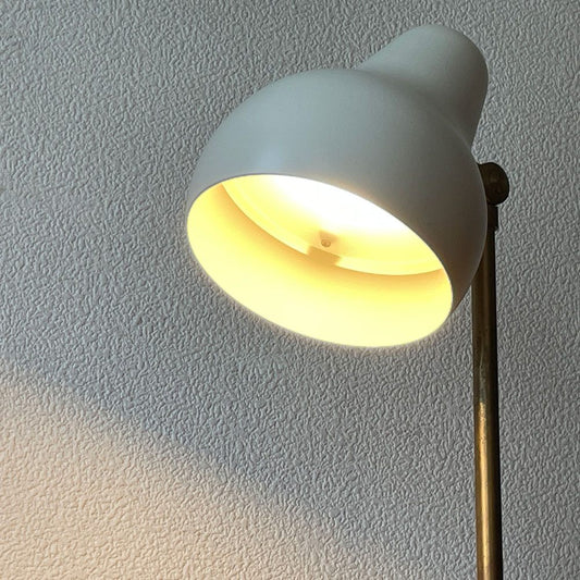 ルイスポールセン Louis Poulsen VL38 Table ラジオハウス テーブルランプ ホワイト LED 2段階調光 ヴィルヘルム・ラウリッツェン デンマーク 名作照明 定価107,800円 ◇