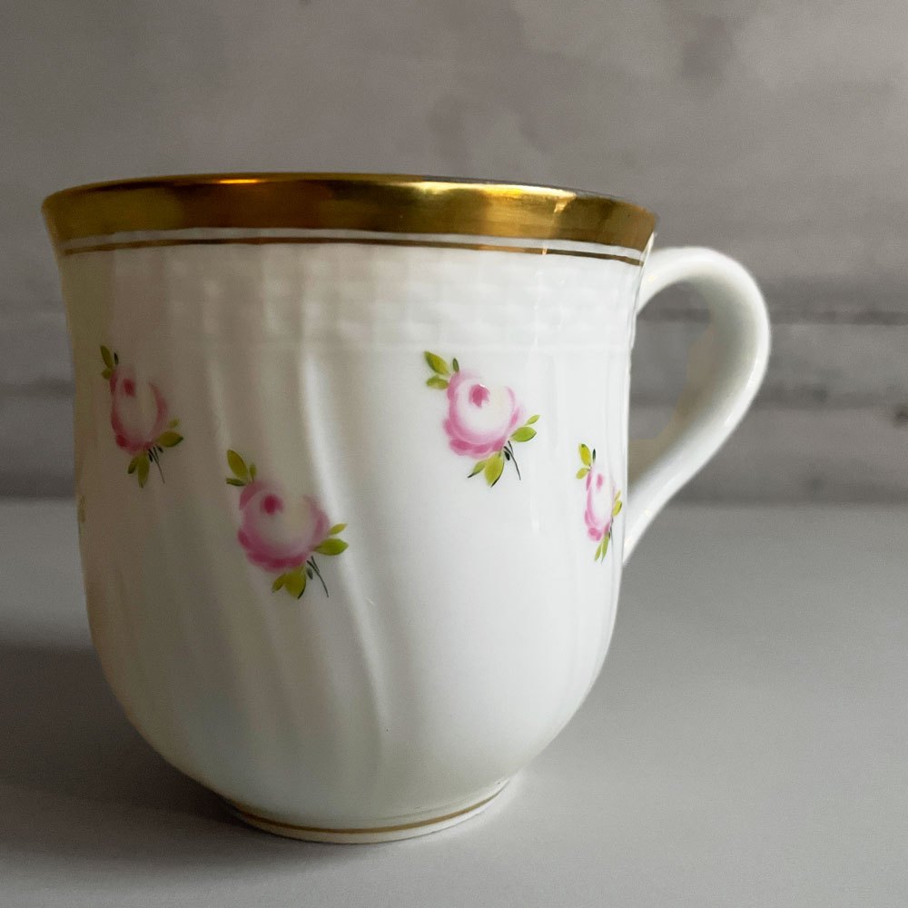 ヘレンド Herend 朝露の小薔薇 ミッドマグ 200ml 金彩 白磁食器 ハンドペイント ハンガリー 定価￥36,300- ♪