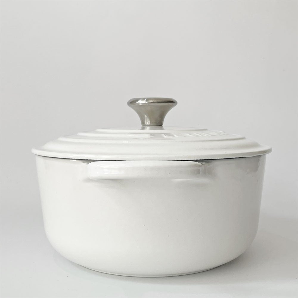 ルクルーゼ LE CREUSET ココットロンド 22cm ホワイト 両手鍋 鋳物 ★