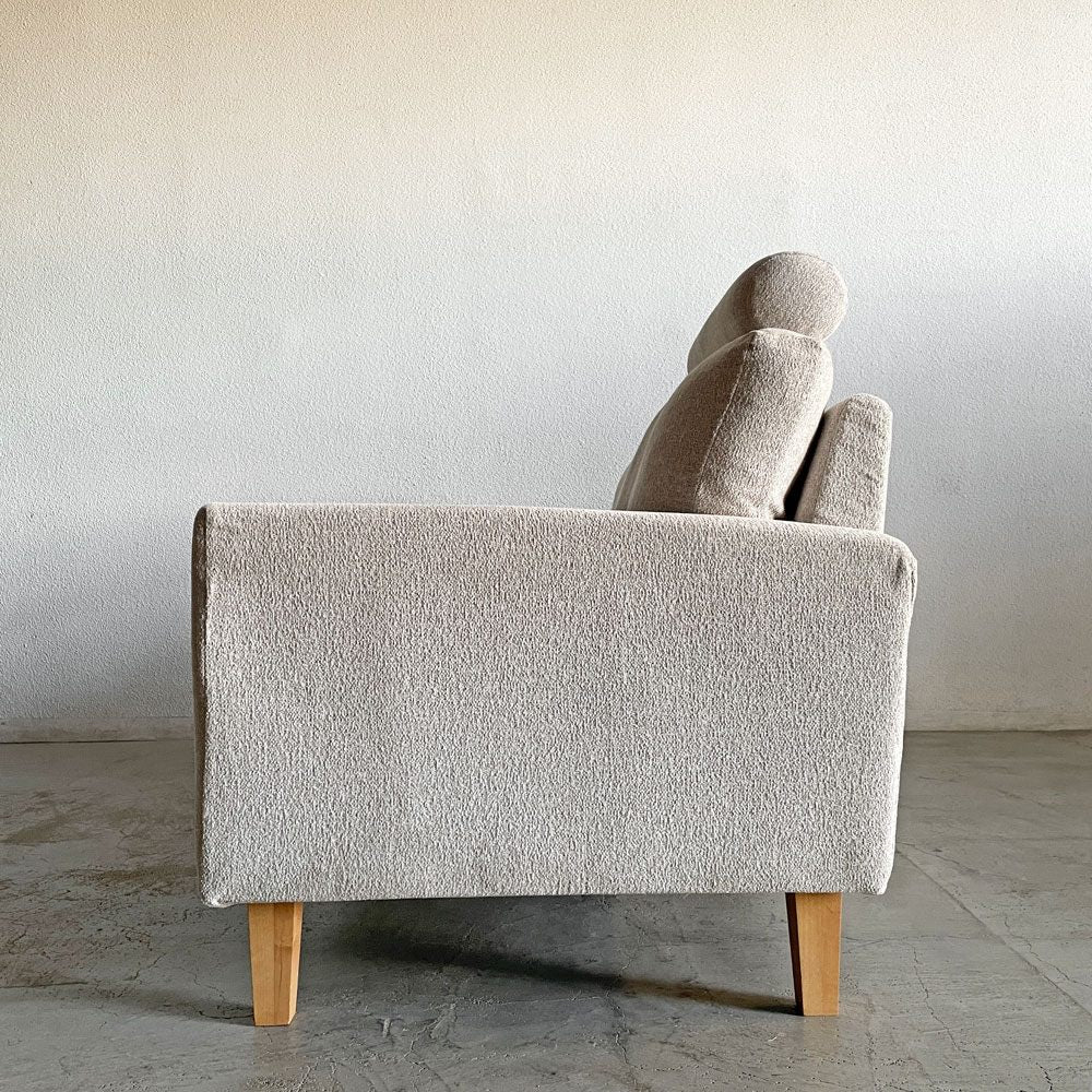 モモナチュラル MOMO Natural フォノ PHONO 3人掛けソファ カバーリングファブリック オフホワイト系 アルダー材脚 W176cm ヘッドレスト付 定価￥157,000-以上 〓