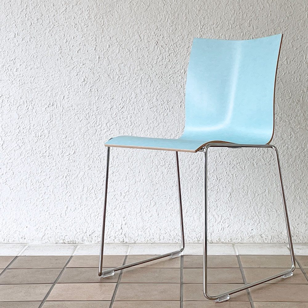 エンゲルブレヒト Engelbrechts チャリック CHAIRIK 107 ダイニングチェア スタッキング そり足 アイスブルー 未使用品 デンマーク A ◇