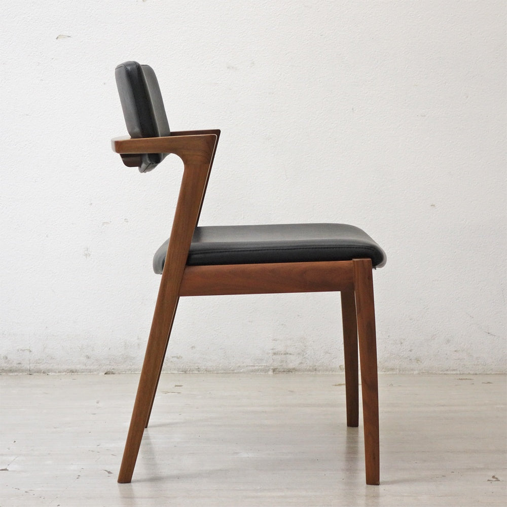 冨士ファニチア FUJI FURNITURE コティ Koti アームレスチェア ウォールナット材 ハーフアーム D03780N B ●