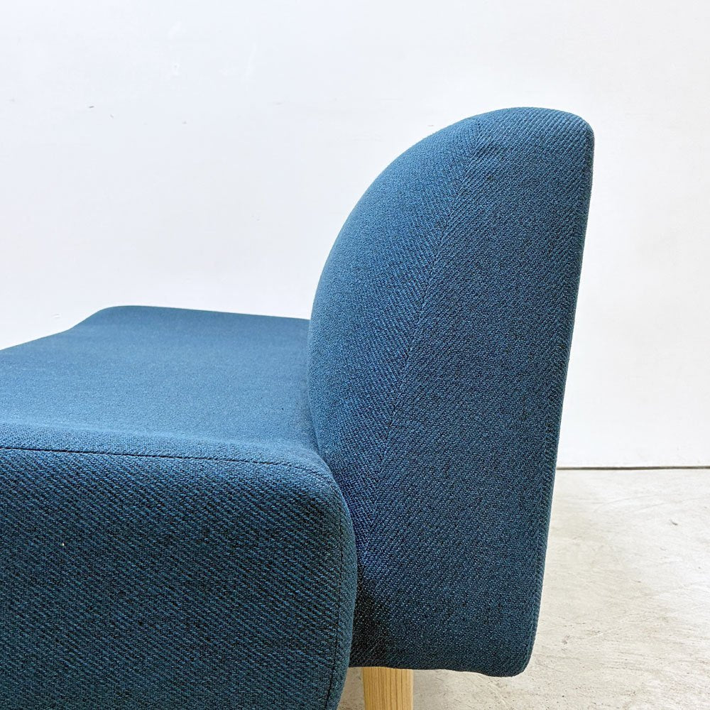 イデー IDEE アーオ ソファ AO SOFA 2シーター 2Pソファ 2人掛け ファブリック 岡嶌要 モダンデザイン ブルー 定価￥89,900- ●