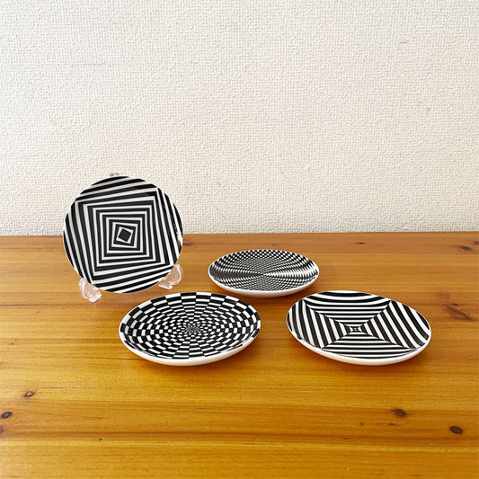 ジョナサンアドラー JONATHAN ADLER 陶製コースター 4枚セット 幾何学模様 Φ10cm 箱付 アメリカ 廃番 ◎