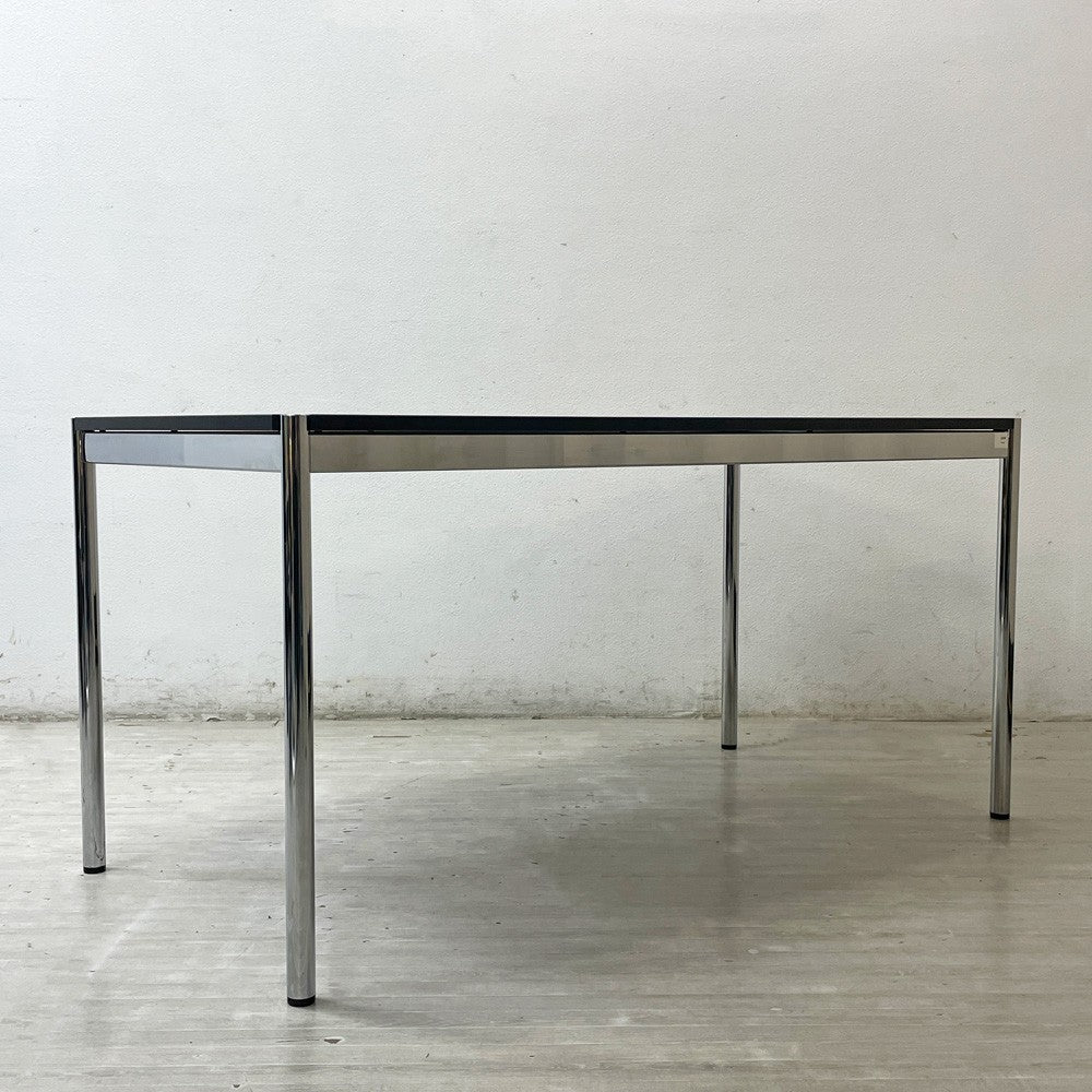 USMモジュラーファニチャー USM Haller USMハラーテーブル ワーキングデスク ダイニング グラファイトグレー リノリウム アジャスター 高さ調整機能付 スイス ●