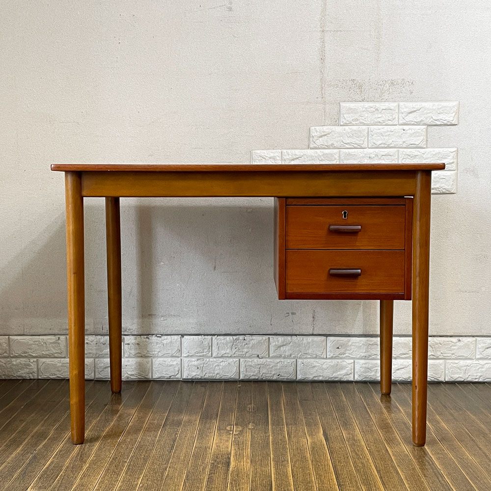 北欧ビンテージ Scandinavian Vintage チーク材 ビーチ材 デスク 片袖机 スライド式 デンマーク 北欧家具 鍵欠品 ◎