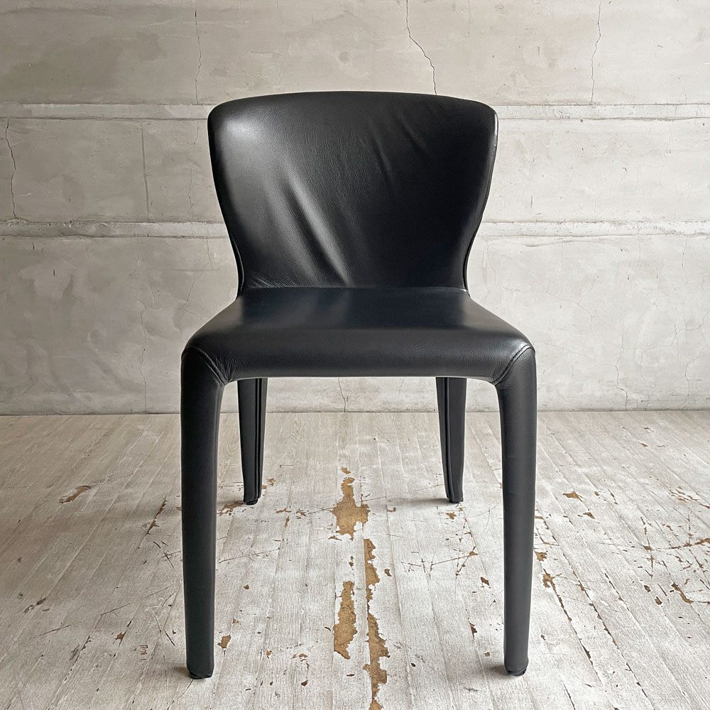カッシーナ Cassina オラ 369 HOLA アームレスチェア ダイニングチェア 本革 ブラックレザー ハンス・ウェッツスタイン イタリア 定価￥418,000- ♪