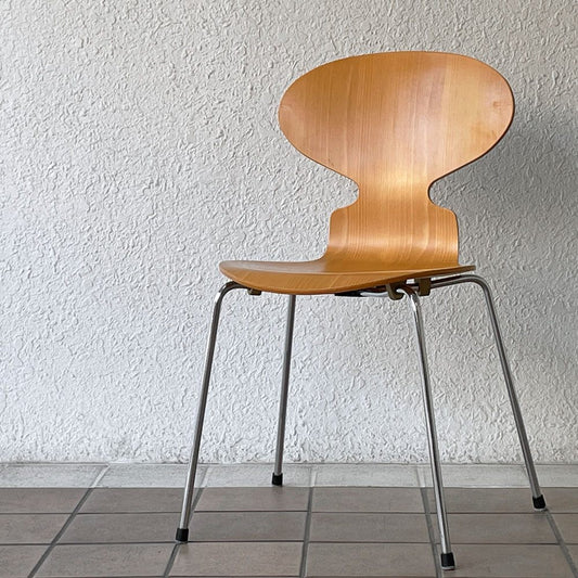 フリッツハンセン Fritz Hansen アントチェア 4本脚 ナチュラルビーチ ラッカー アルネ・ヤコブセン 北欧家具 E ◇