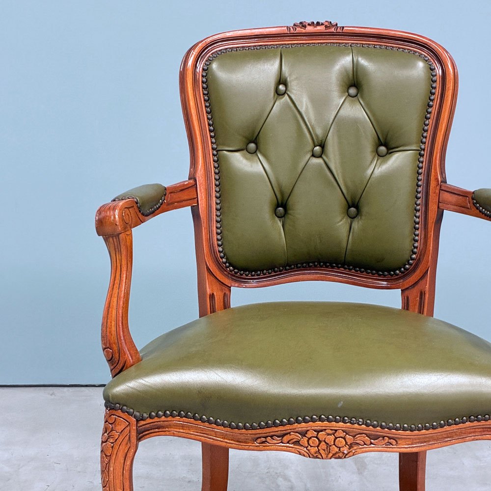 ヨーロピアンクラシカルデザイン European classical design ロココ調 猫脚 アームチェア サロンチェア イタリア製 ◎