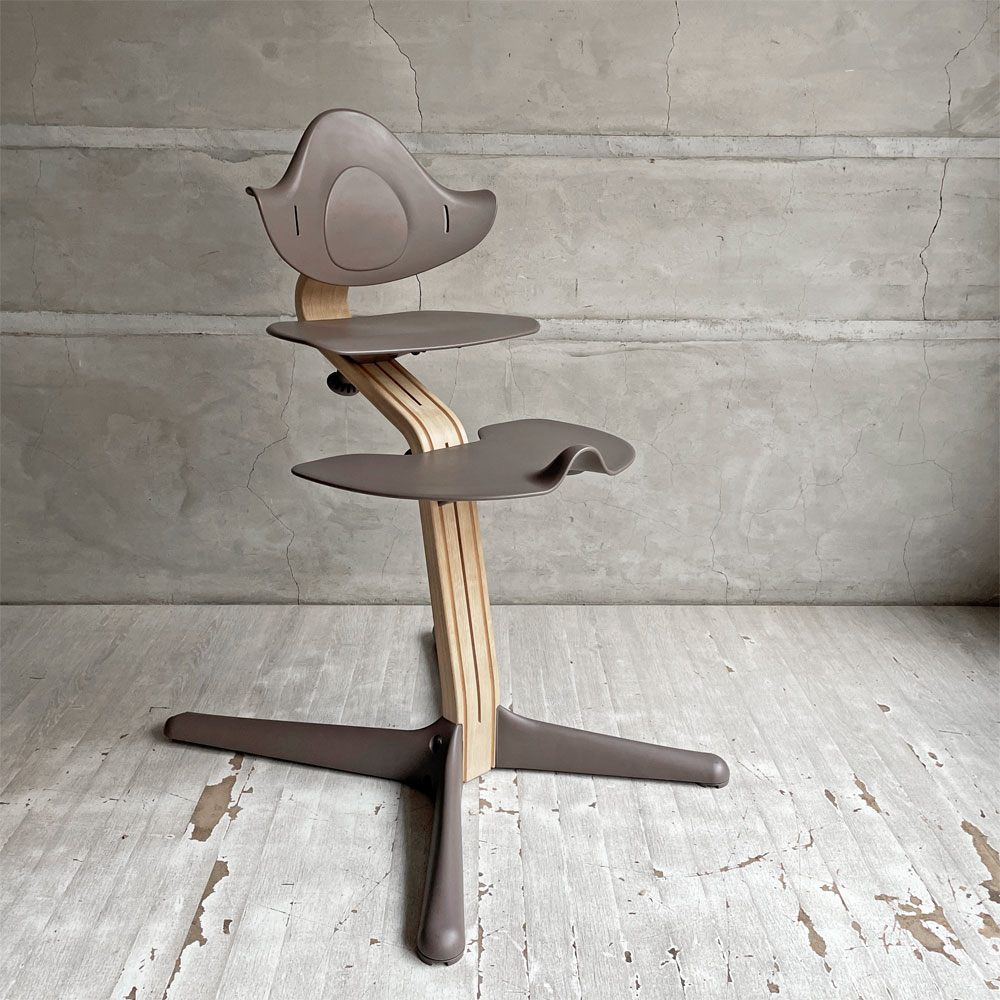 エボムーブ evomove ノミ Nomi ハイチェア コーヒー ベビーチェア ピーター・オブスヴィック 高さ調整機能付き ♪