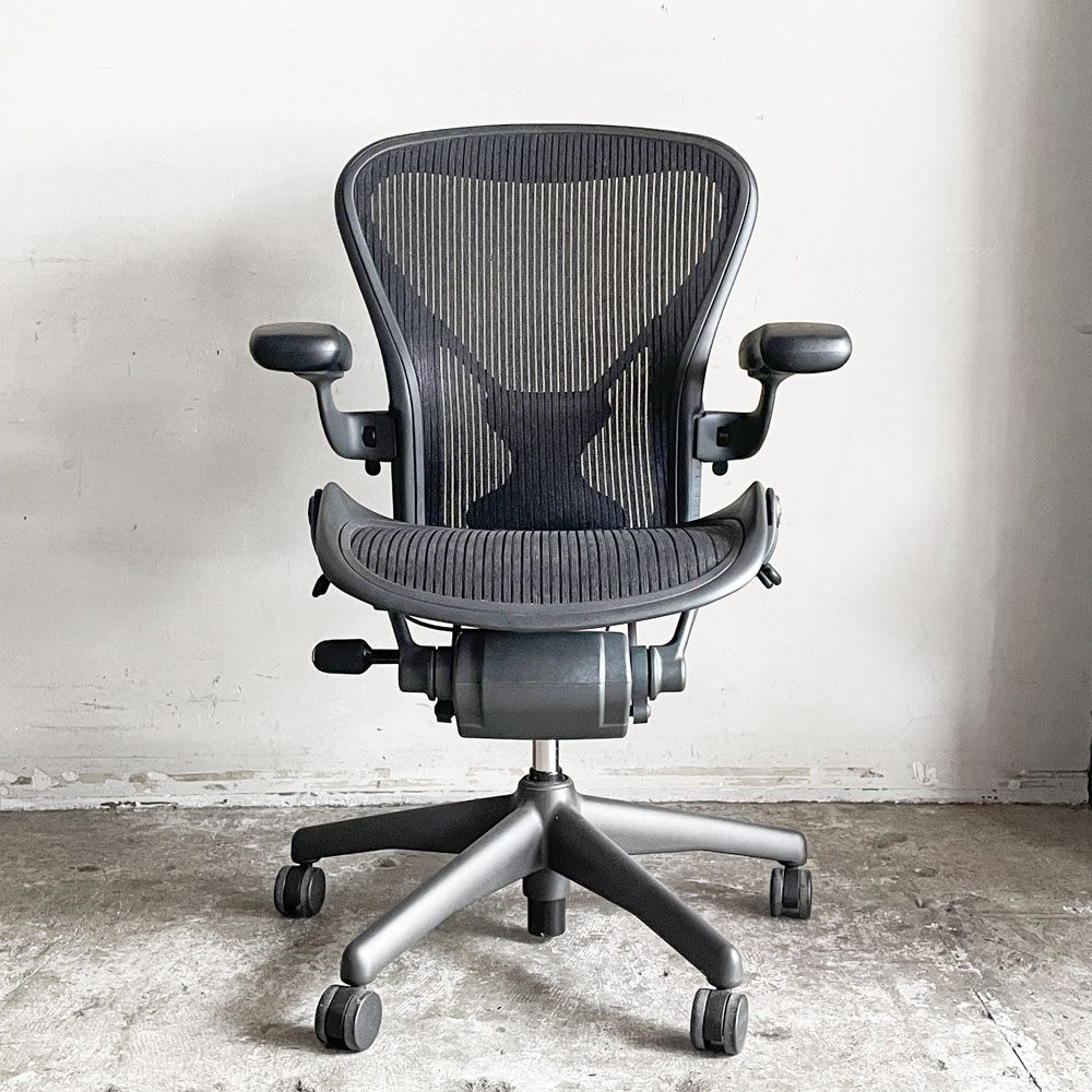 ハーマンミラー Herman Miller アーロンチェア クラシック Bサイズ ポスチャーフィット フル装備 グラファイトベース デスクチェア オフィスチェア ■