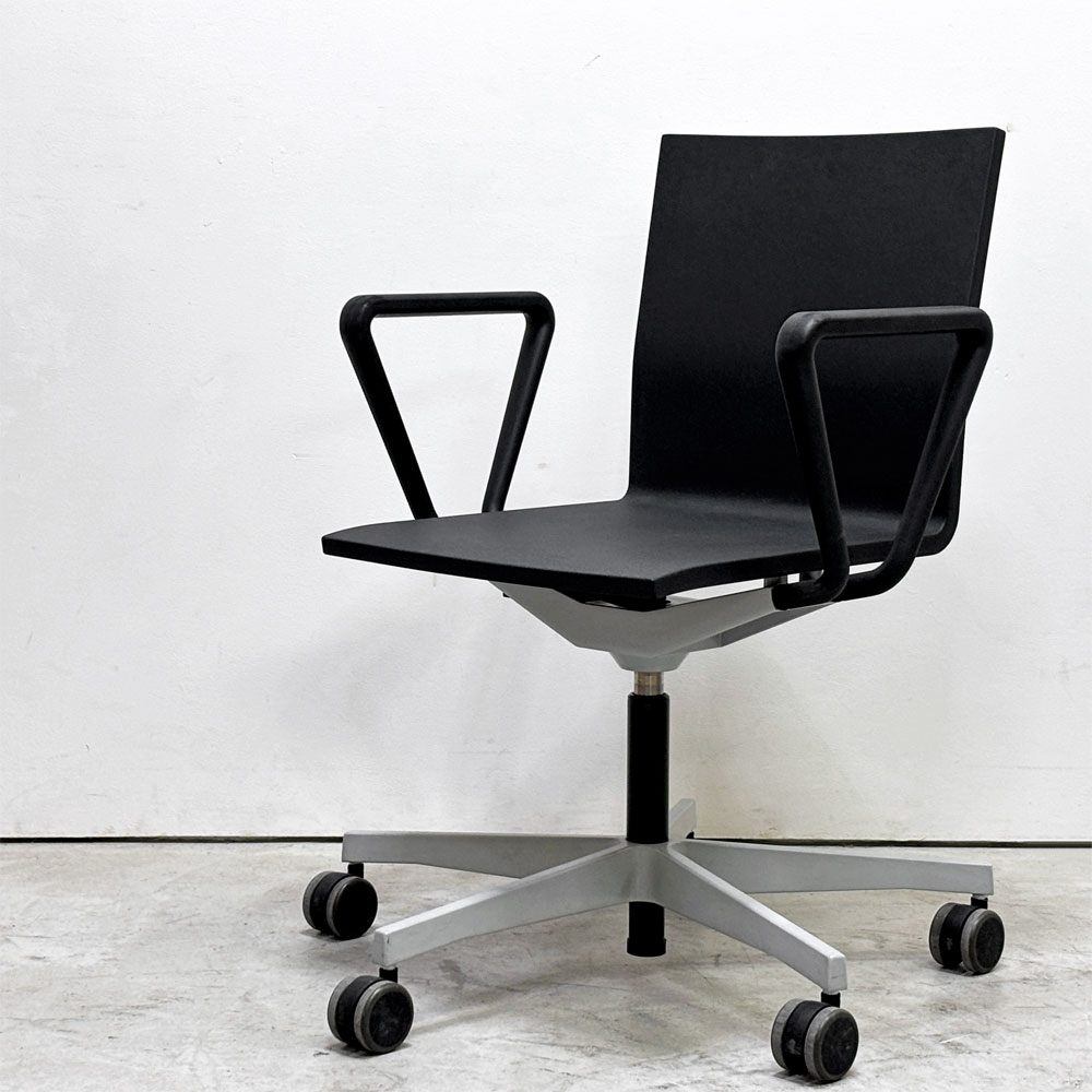 ヴィトラ vitra ゼロフォー 04. スタジオチェア アームレスト付 マールテン・ヴァン・セーヴェレン C●
