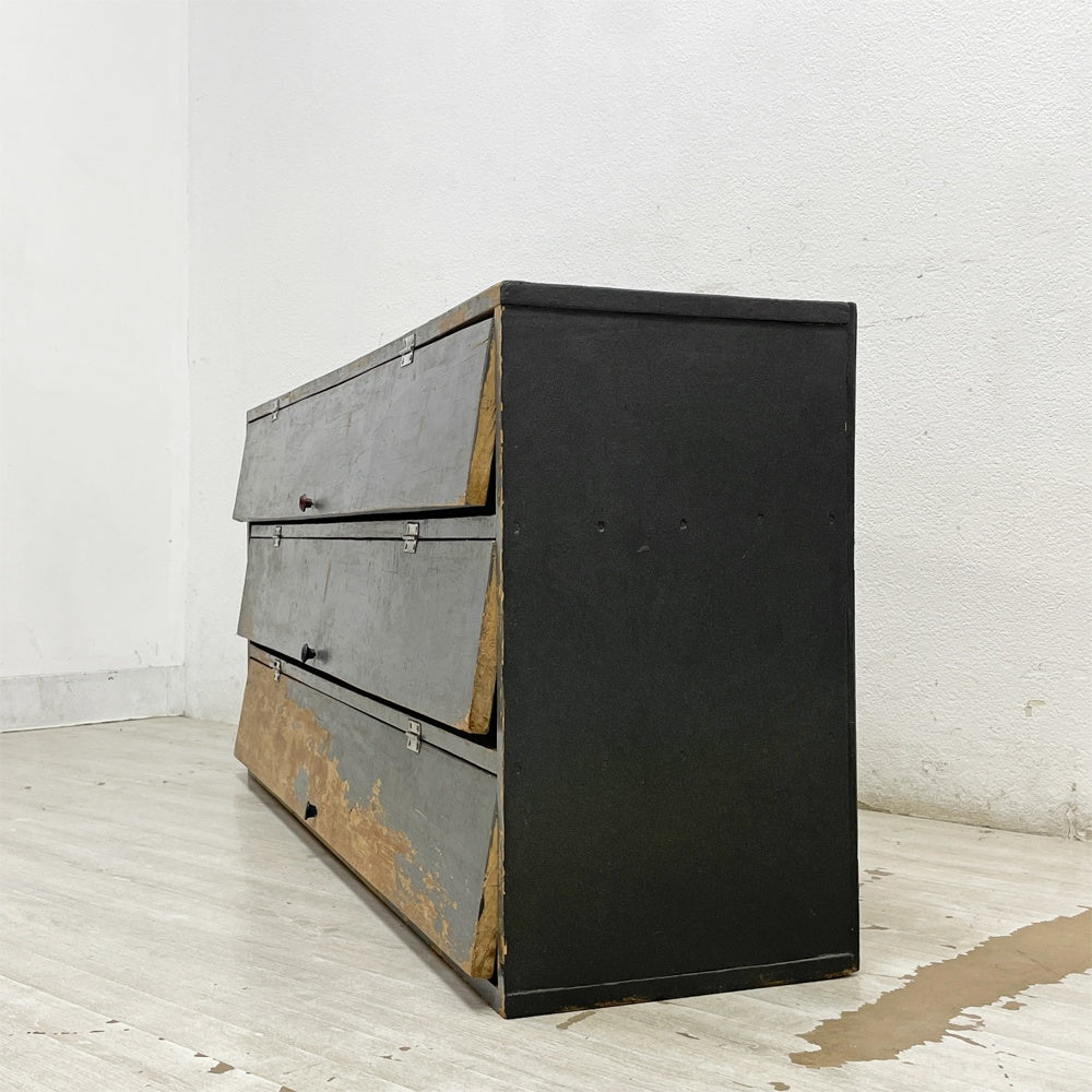 ジャパンビンテージ Japan Vintage フラップ扉 パタパタ 靴箱 下駄箱 シューズラック 3段 W121cm ペインテッド シャビー 木味 収納棚 古家具 ●