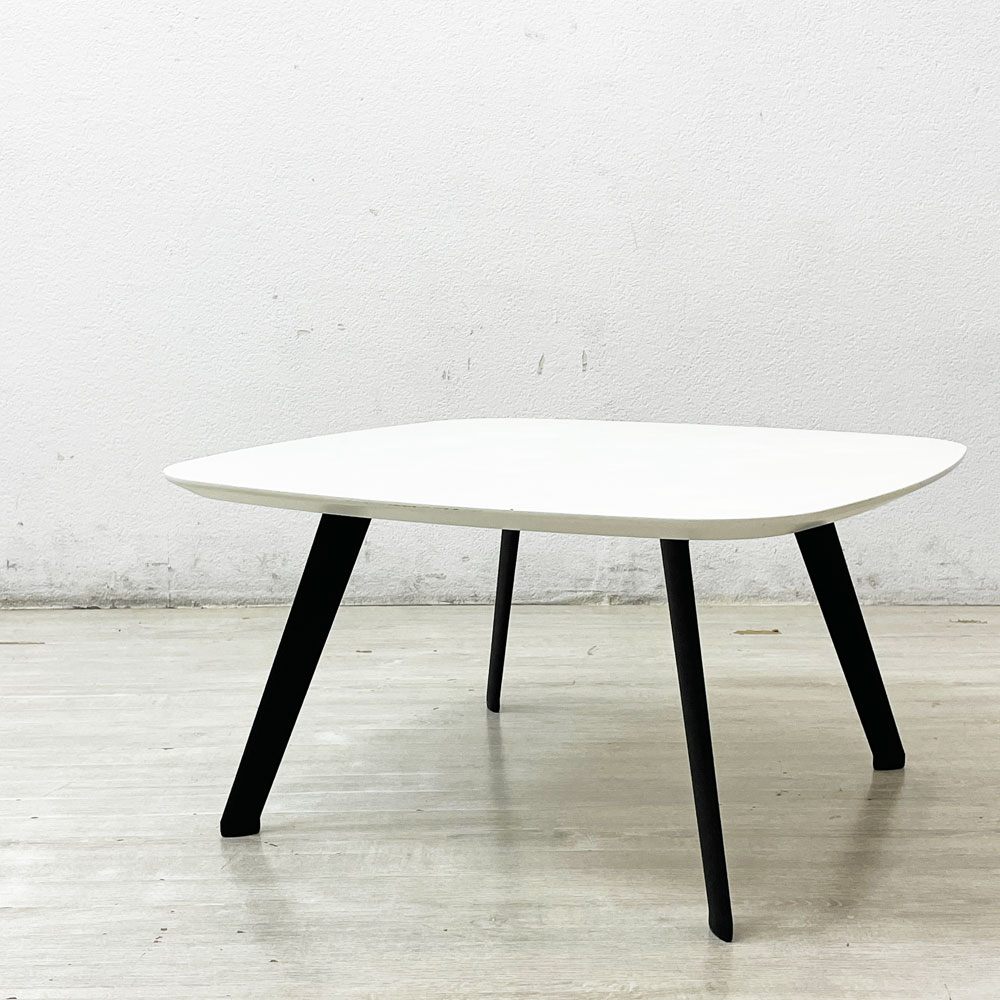 ストゥア STUA ソラパテーブル Solapa Table ローテーブル ホワイト w60cm ジョン・ガスカ Jon Gasca スペイン ●