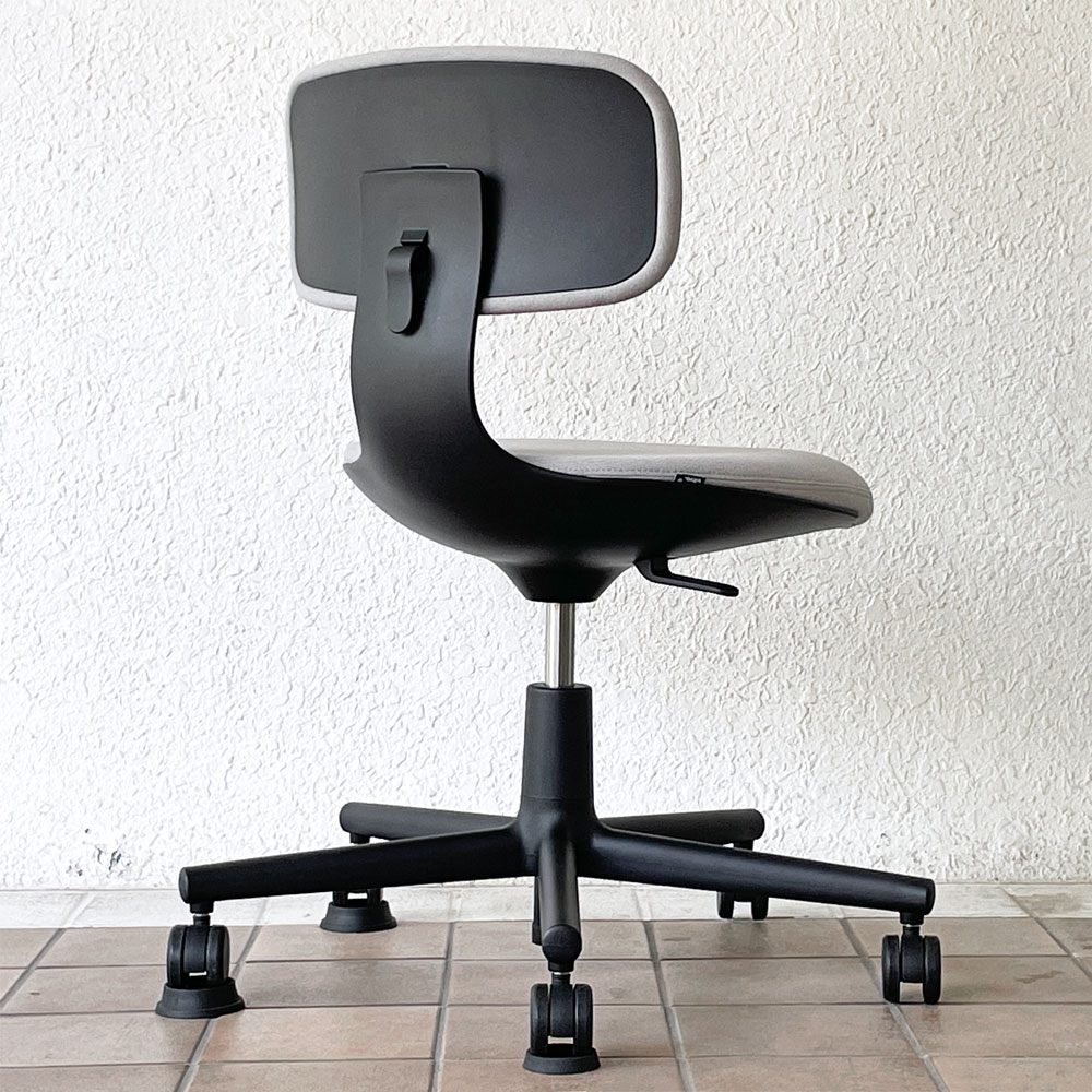 ヴィトラ vitra ルーキー Rookie デスクチェア キャスターチェア コンスタンチン・グルチッチ グレー系ファブリッック 定価￥78,100- ◇