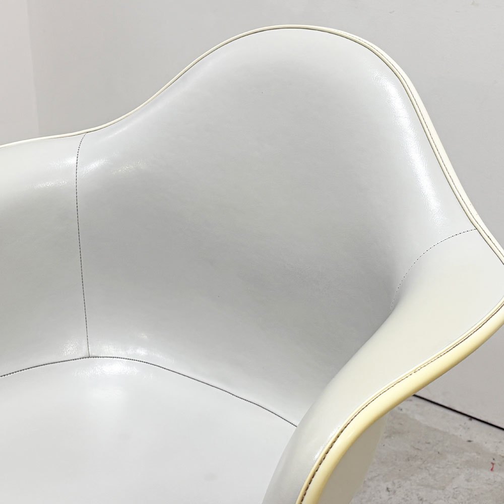 ハーマンミラー Herman Miller アームシェルチェア 2nd ビンテージ FRP製 PVCレザー グレー Hベース C&R イームズ ミッドセンチュリー ●