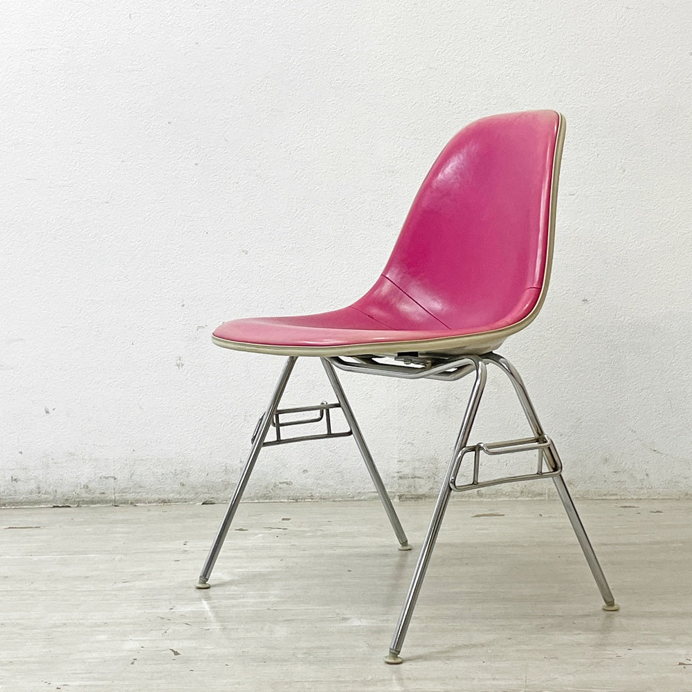 ハーマンミラー Herman Miller サイドシェルチェア サード 3rdビンテージ PVCレザー FRP製 スタッキングベース イームズ C ●